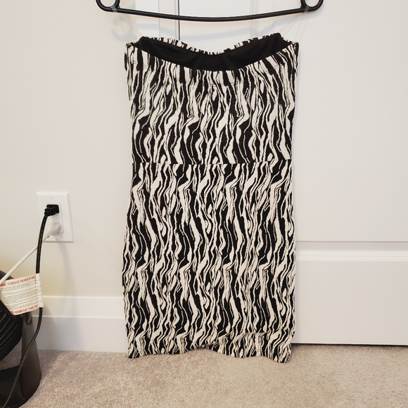 SEDUCTIONS Tube Party Dress - Picture 2 of 4